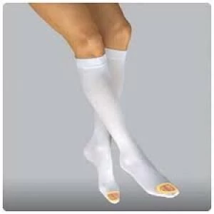 BNS 111403 (CS12) PR/1 JOBST ANTI-EMBOLISM STOCKINGS, KNEE HIGH, SM, LONG, WHITE
